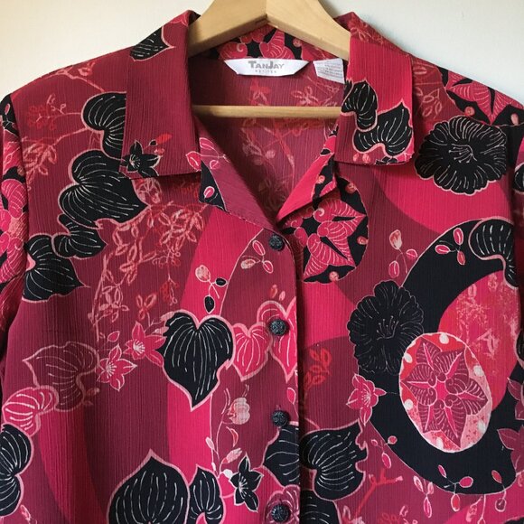 TanJay Crepe Queen of Hearts & Spades Button Down Shirt - Picture 3 of 14